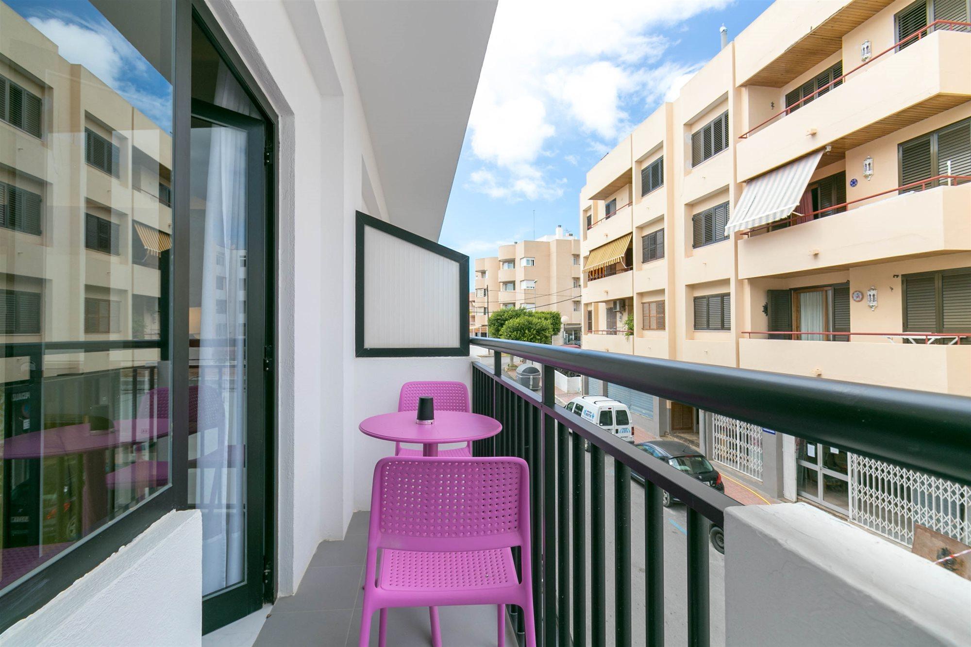 The Purple Hotel - Adults Only Sant Antoni de Portmany Extérieur photo