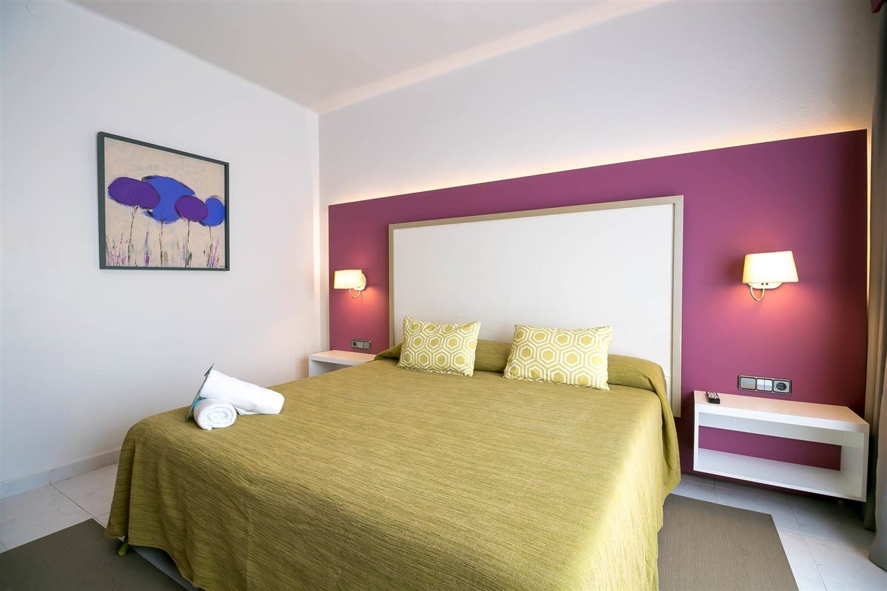 The Purple Hotel - Adults Only Sant Antoni de Portmany Extérieur photo