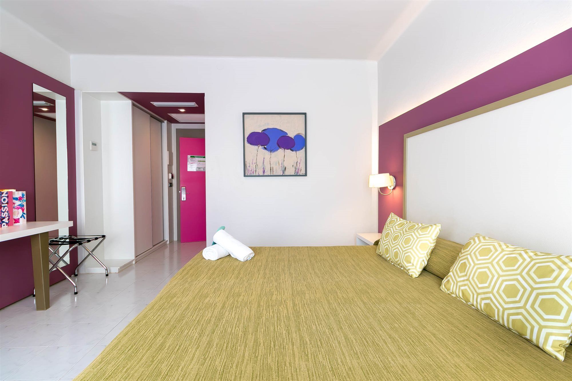 The Purple Hotel - Adults Only Sant Antoni de Portmany Extérieur photo